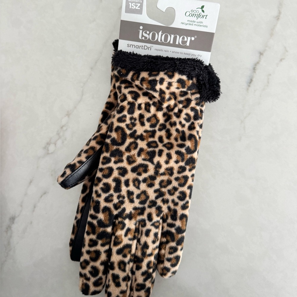 ISOTONER smartDri Leopard Gloves